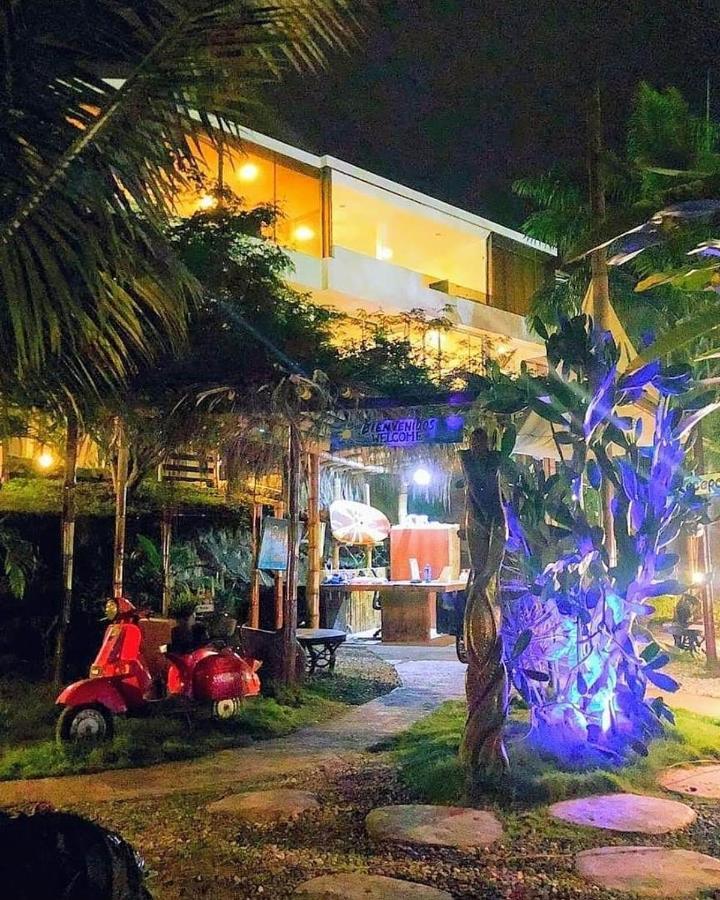 Me Hotel & Villas - Montanita Estates Exterior photo