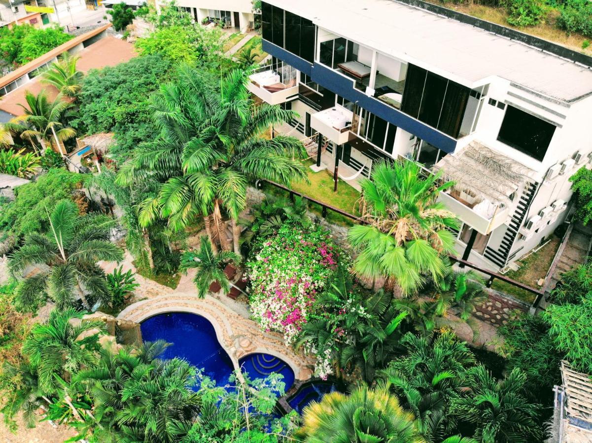 Me Hotel & Villas - Montanita Estates Exterior photo